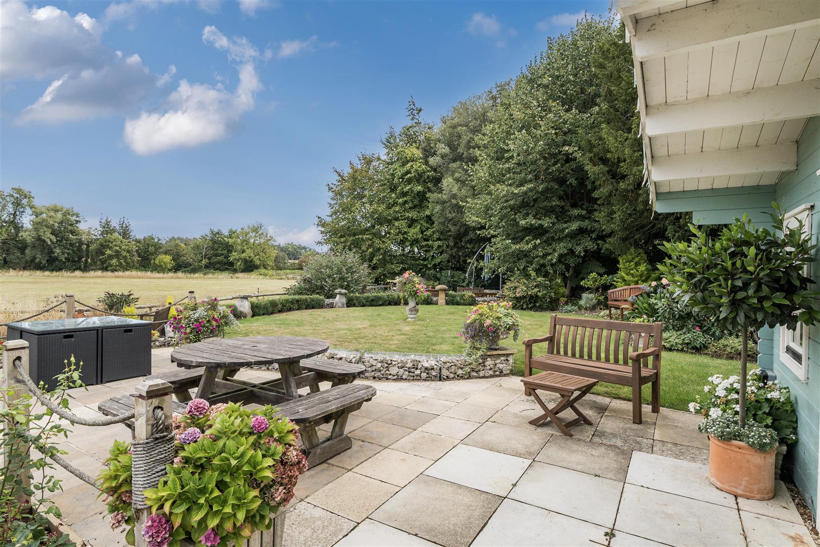 Property Image 3395664d-b00a-4f02-b416-0dbc57de1555