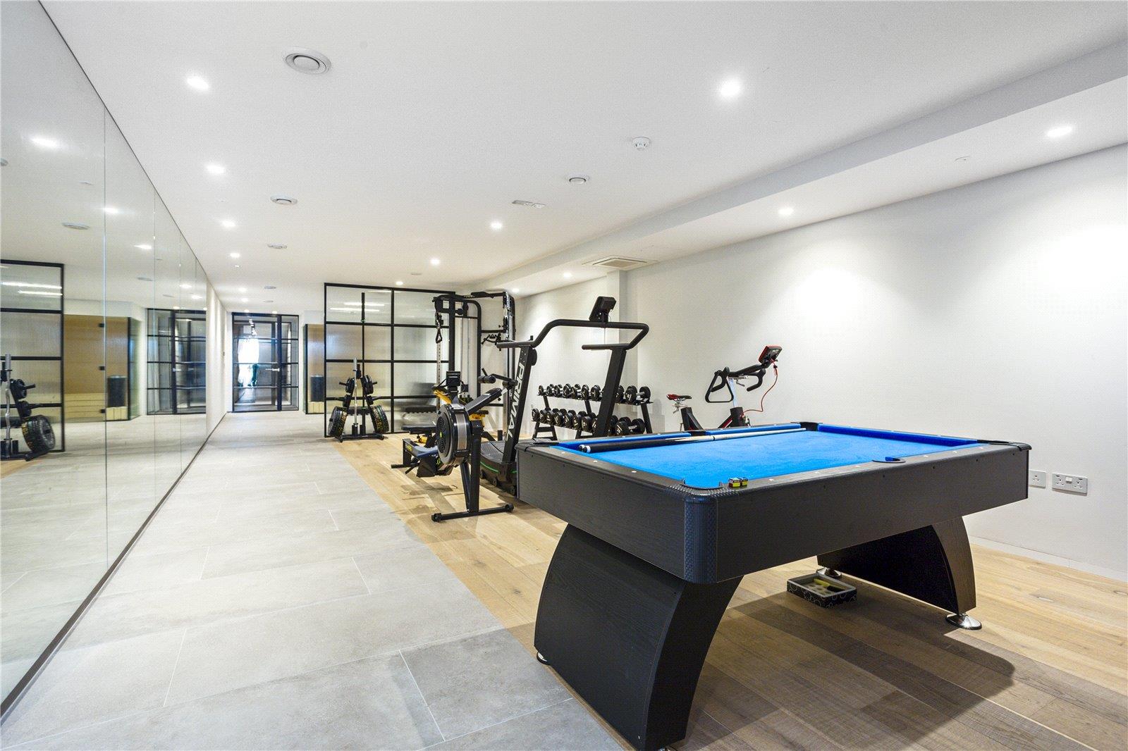 Property Image 33977fd9-ed9e-4b87-b85f-fb324292a385