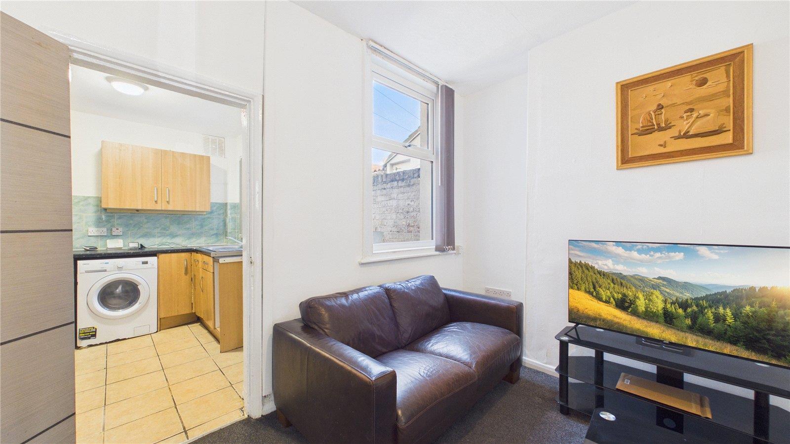 Property Image 339f9972-87c0-4860-b3bf-e633d696f980