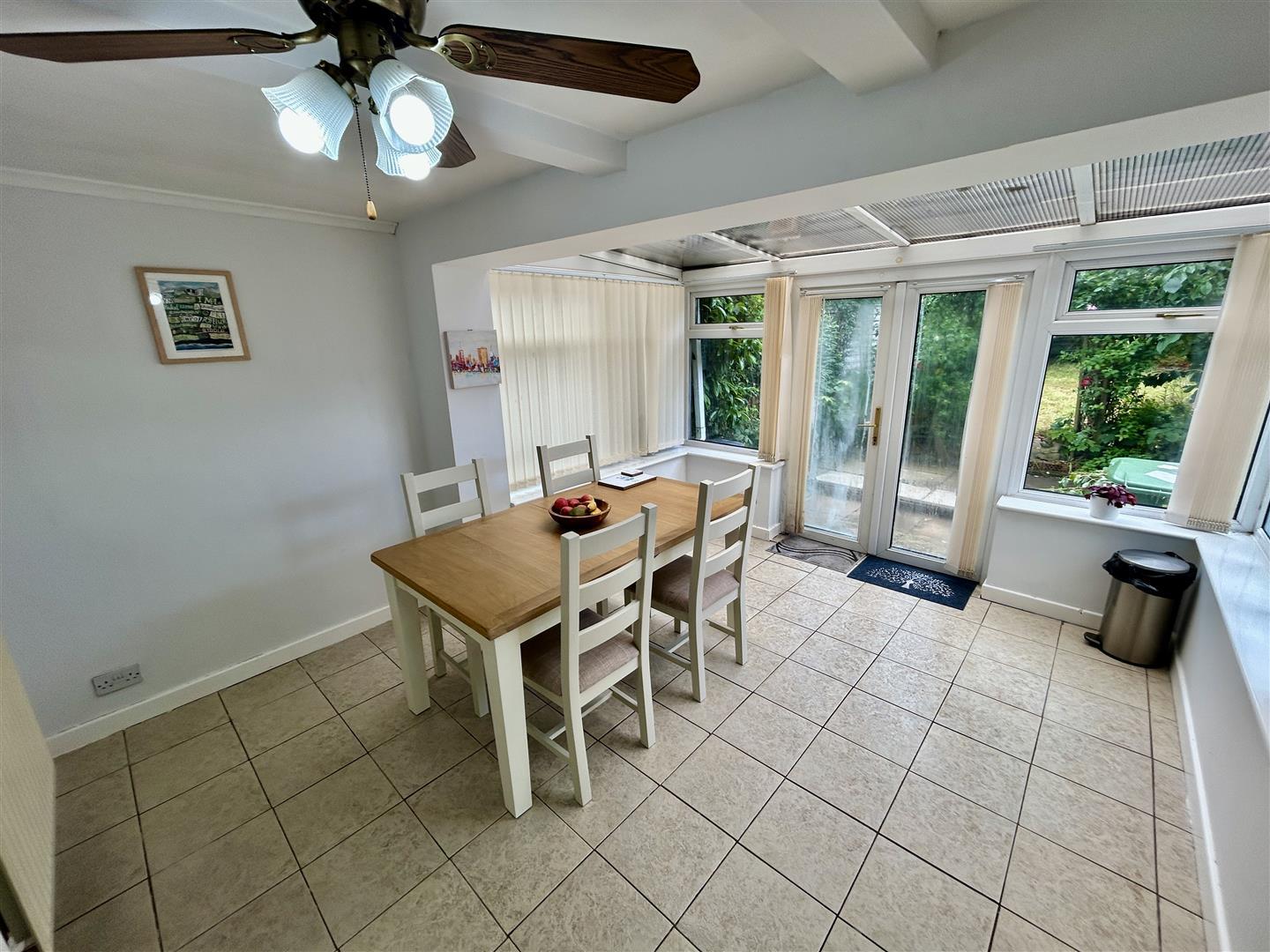 Property Image 339ffbe2-aad0-476e-aa67-779669b88f16