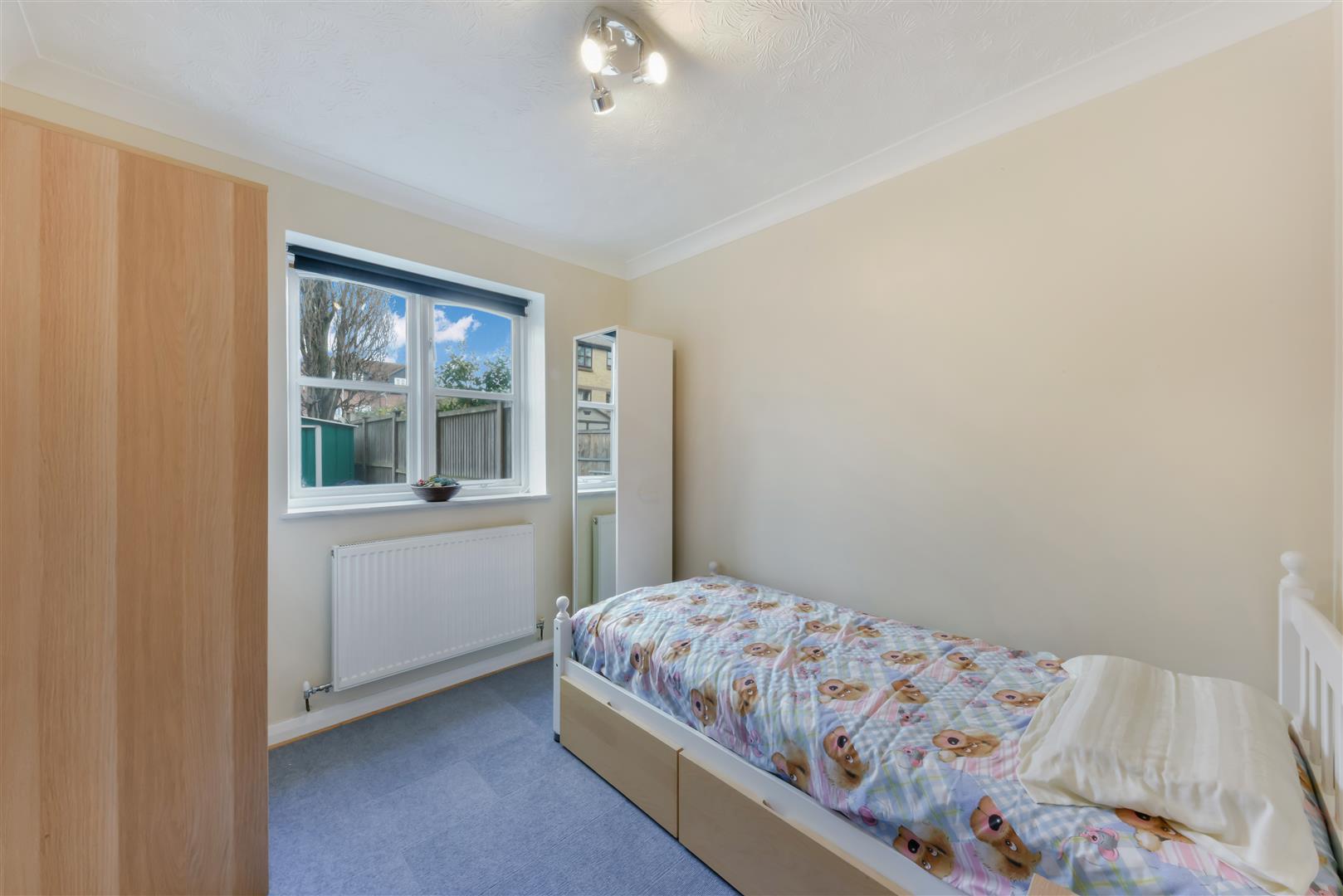 Property Image 33a73553-fe21-471a-932d-f414dfe6d9a9