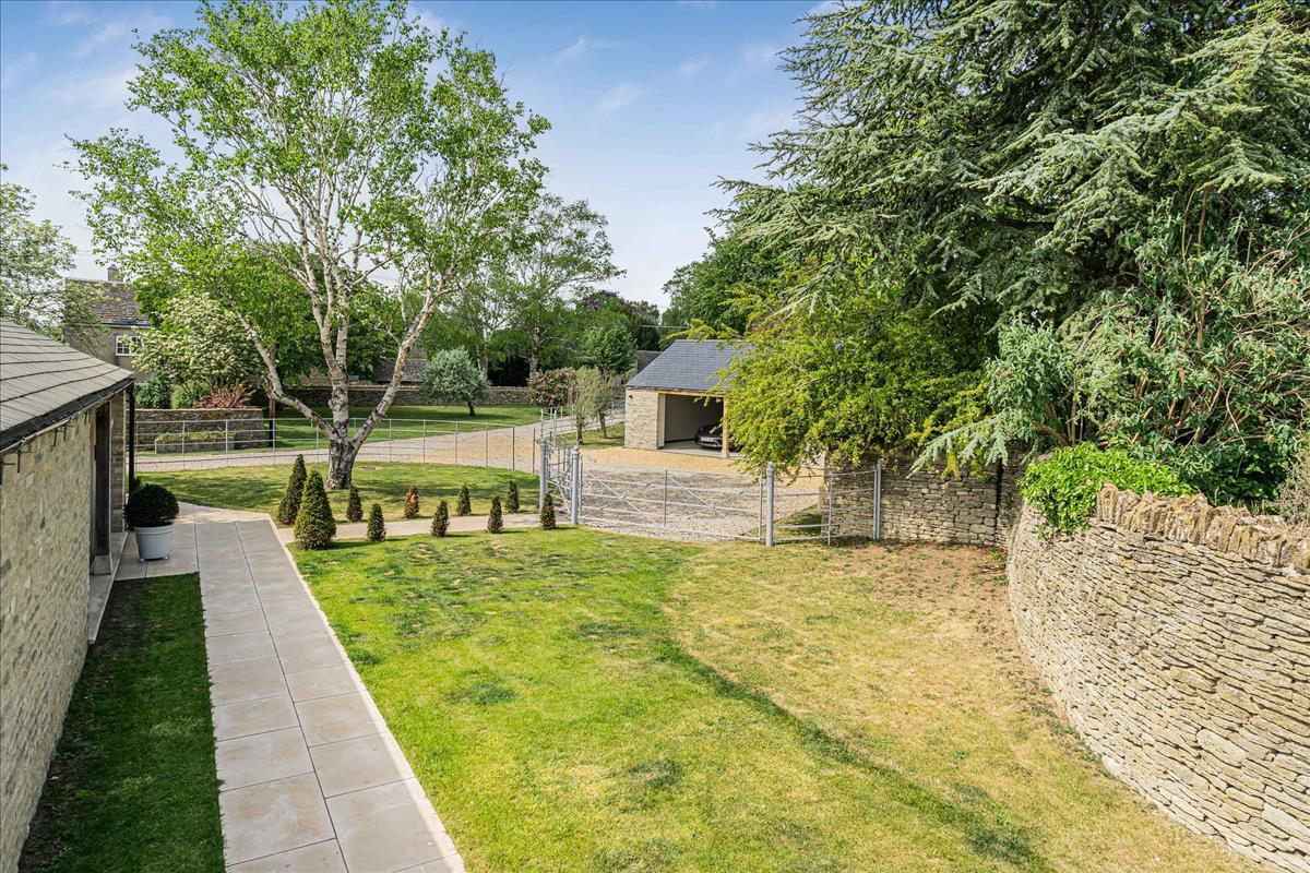 Property Image 33a8b65e-7060-4ff3-876f-7d4719491fa6