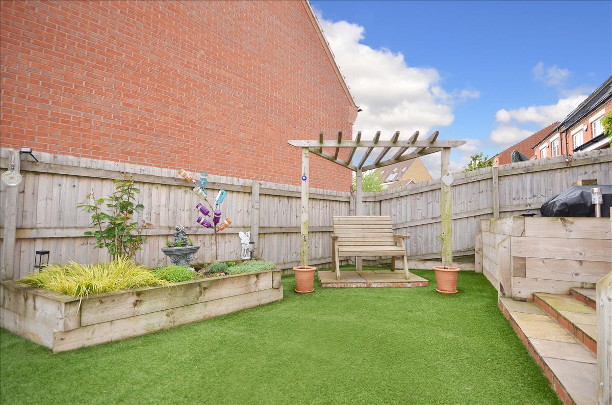 Property Image 33b0df7c-8511-4ec1-986d-0082a138598f