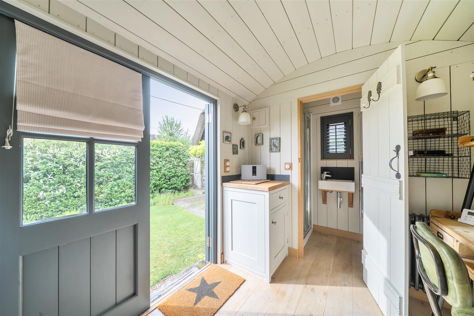 Property Image 33b1658d-1585-475c-9068-6ab3a67661d5