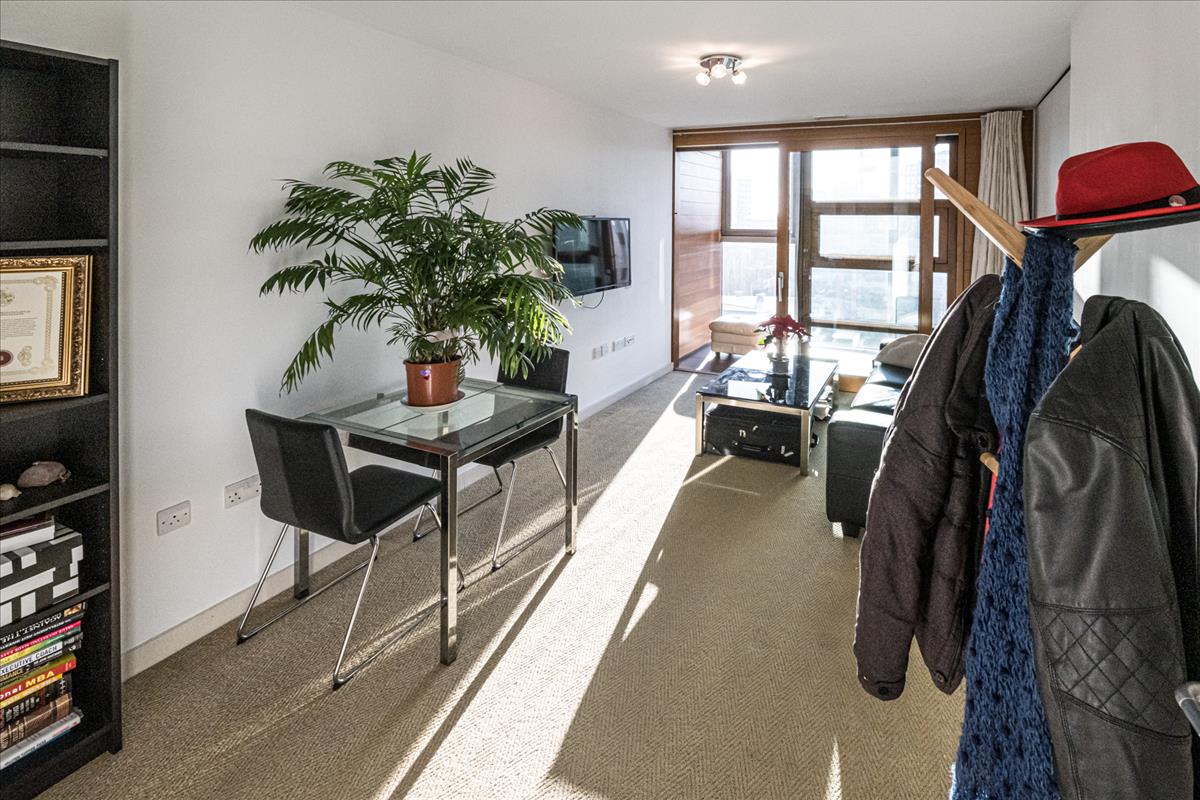 Property Image 33bbdd7a-c43b-4012-891b-a04b2a5c3a4c