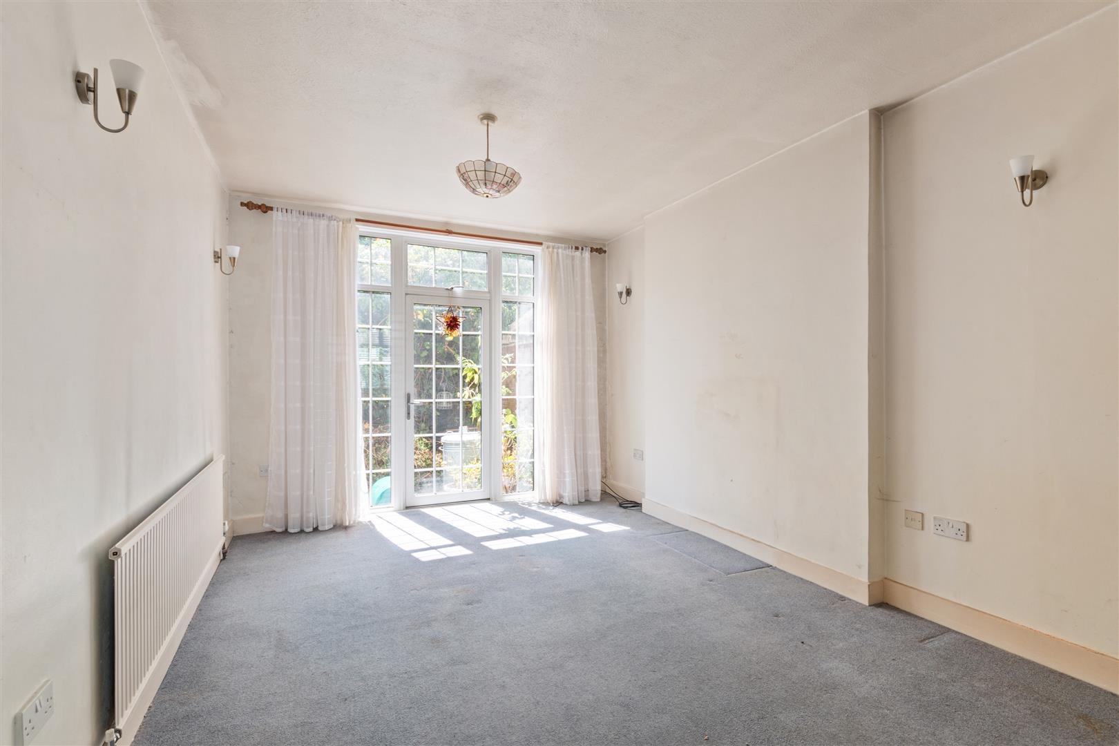 Property Image 33c34834-3eaa-4ae8-86cc-45ecdb8dcff8