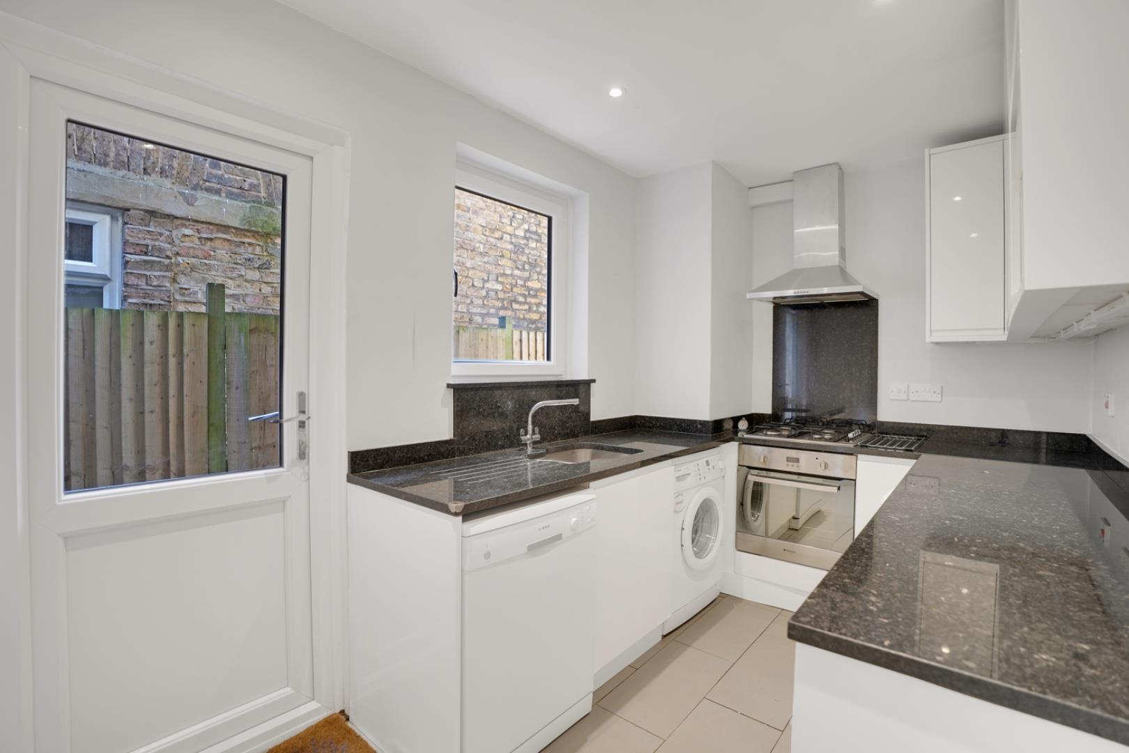 Property Image 33c72085-c4ab-42c6-97e3-2ed6c53f0c75