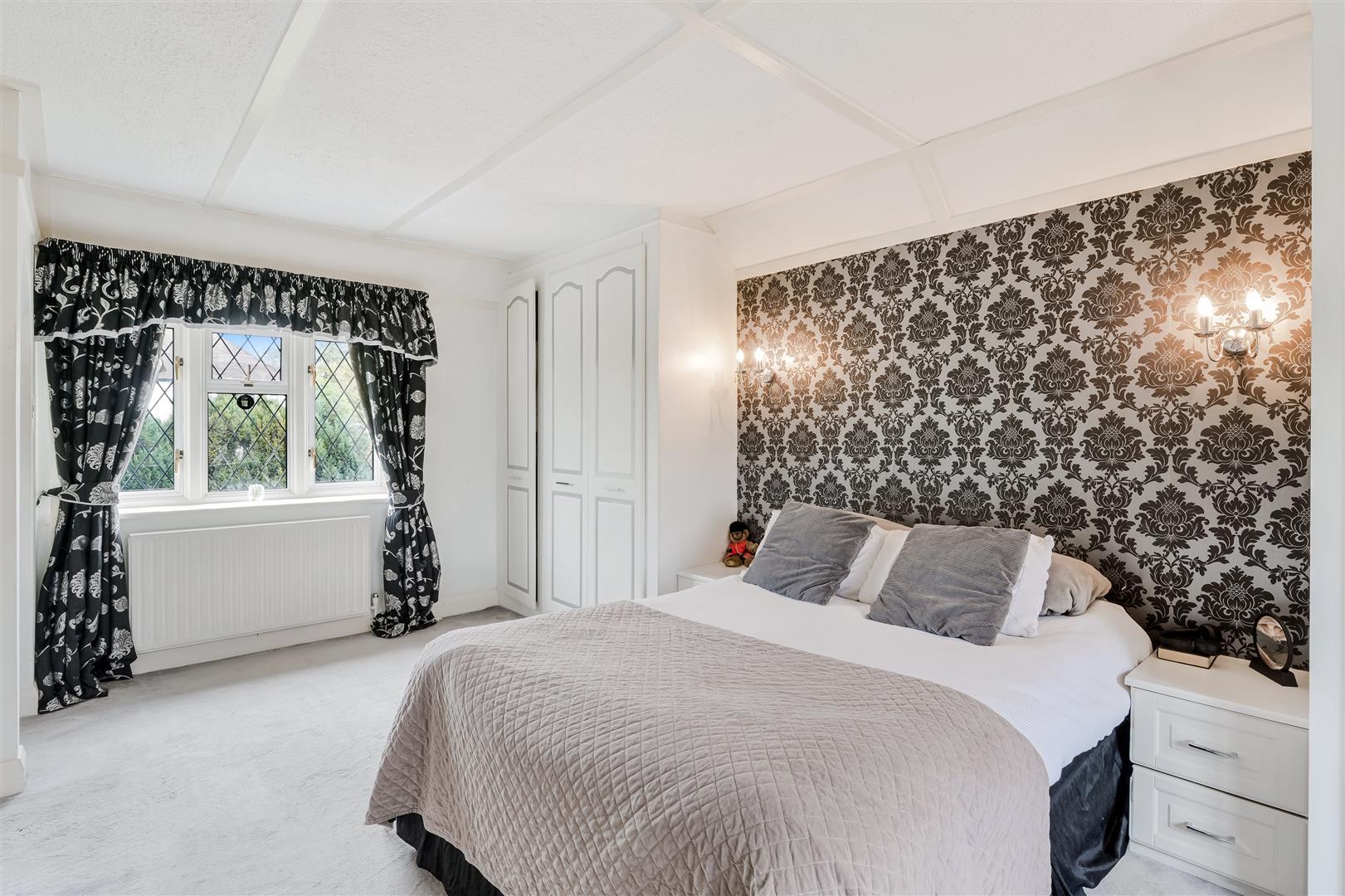 Property Image 33c7bf90-c4b9-4539-bca4-94e582b39812
