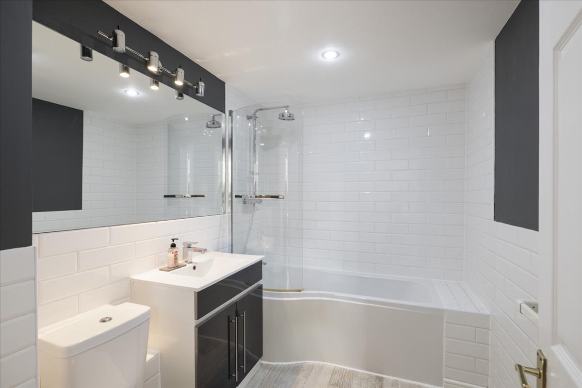 Property Image 33c7f97c-cc23-481b-96ef-acd2a912eaa6