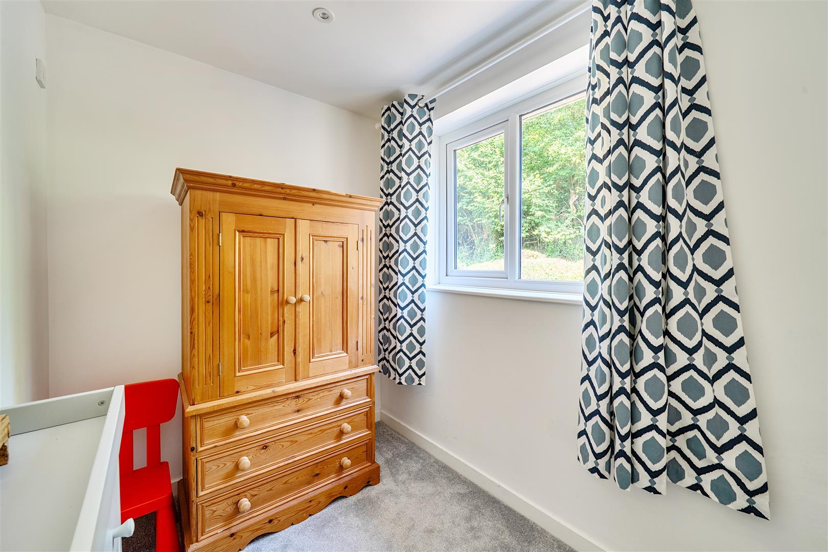 Property Image 33c83b09-c8da-4463-b791-4fcebc73a4d4
