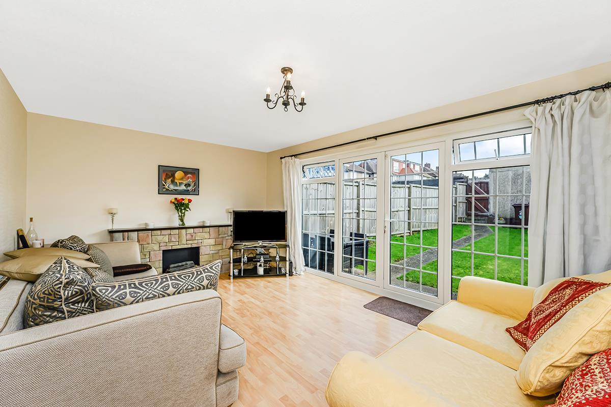 Property Image 33cfb72e-f6fa-42a0-b1b5-9dc5a26de1d6