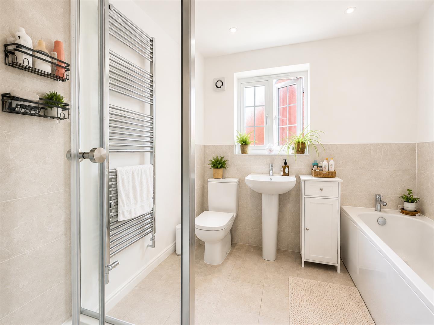 Property Image 33d03452-0327-45e1-9301-726dd0ee49d2