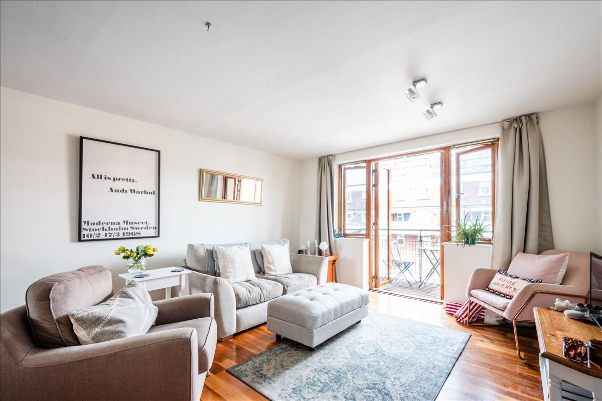 Property Image 33d92da4-3efb-4bbb-a9b6-286c9fefd9ad