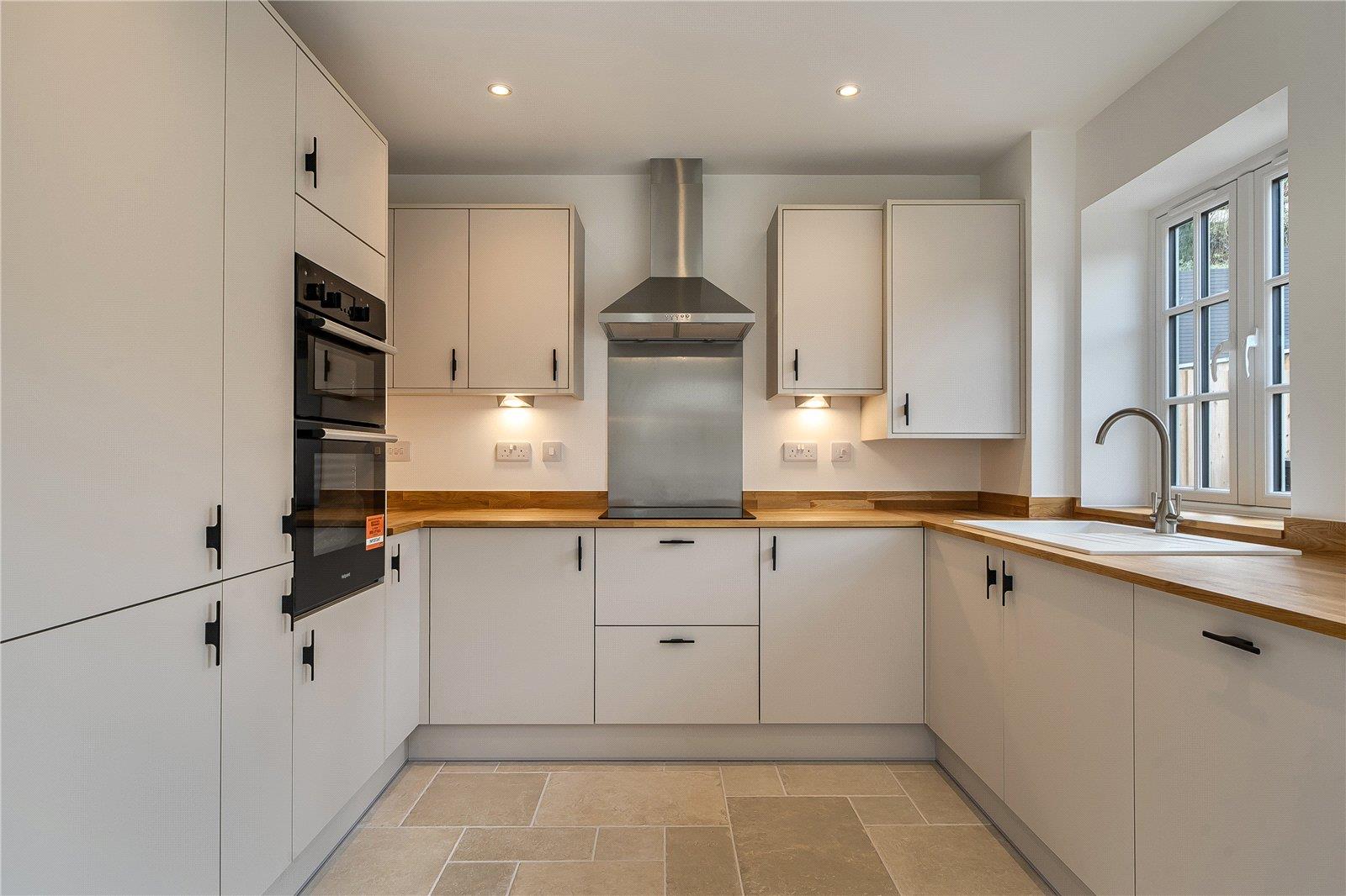 Property Image 33e6a473-e3d5-4bbd-852b-02cfb499fb1c