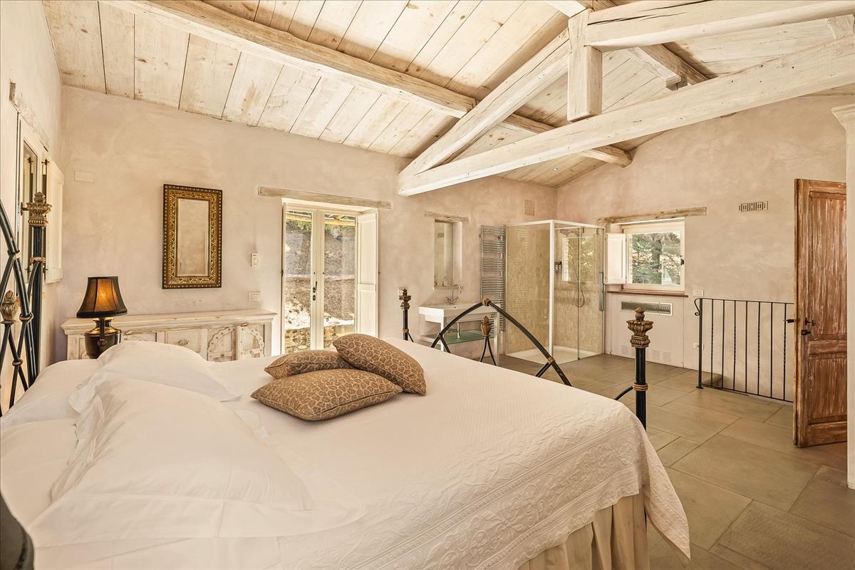 Property Image 33e84194-342b-431c-836d-ab8514b7a75a