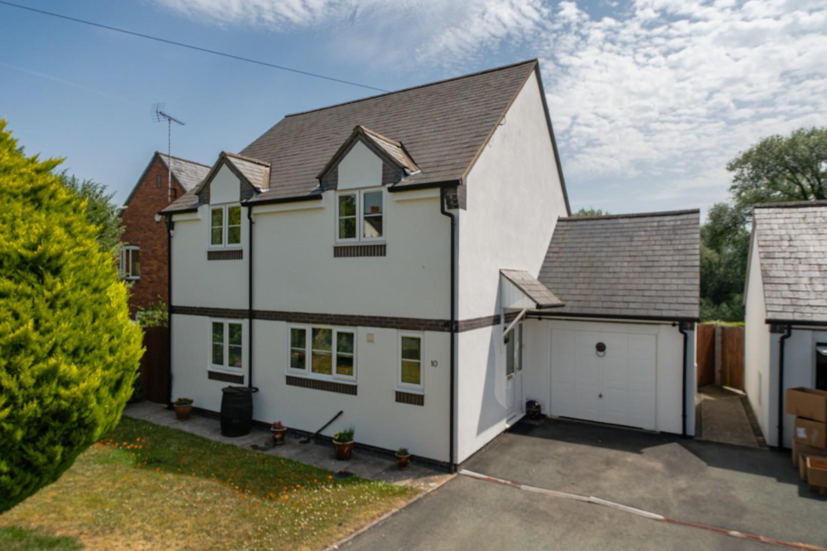 Property Image 33e8f243-056e-4906-af4f-bcc65e90d6f2