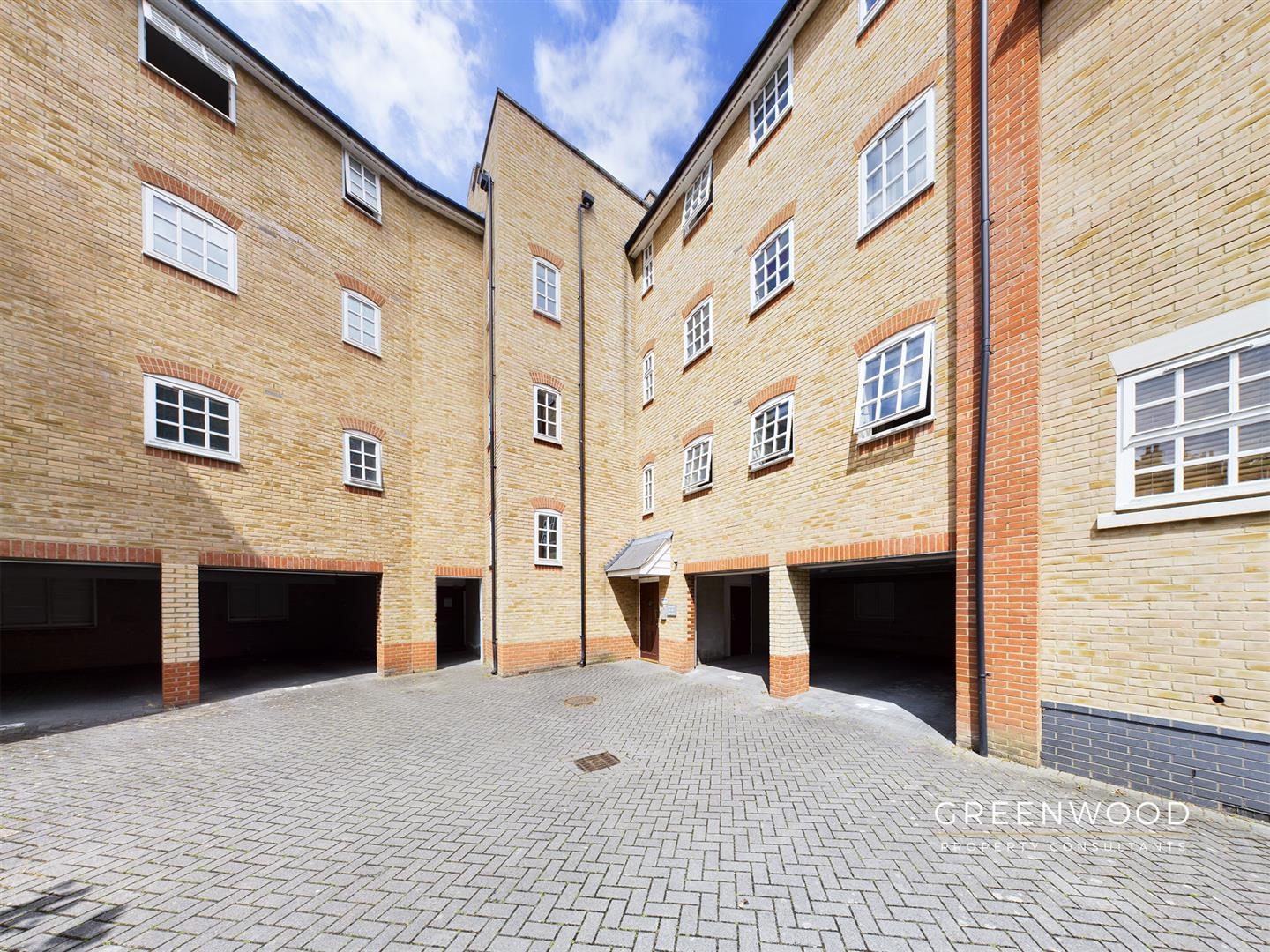 Property Image 33fa05ff-ede9-463f-94bd-9ffe0924f3af