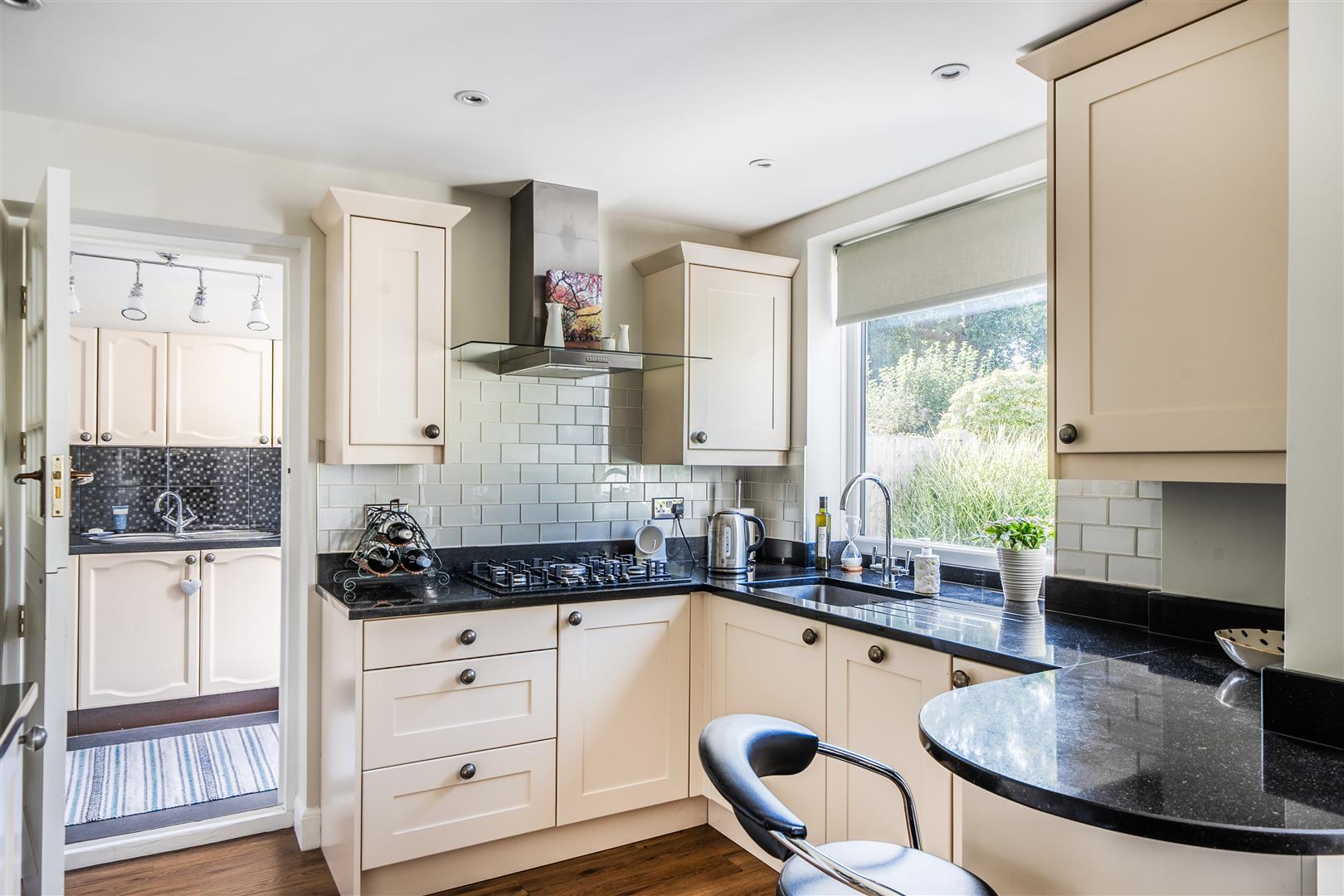 Property Image 33fe4468-3046-4330-a7be-a342330436c3