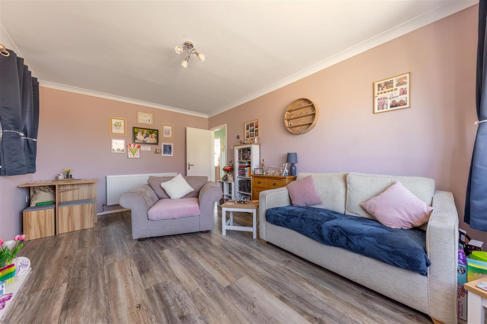 Property Image 340327cc-29d9-4279-ad21-a590799b209e