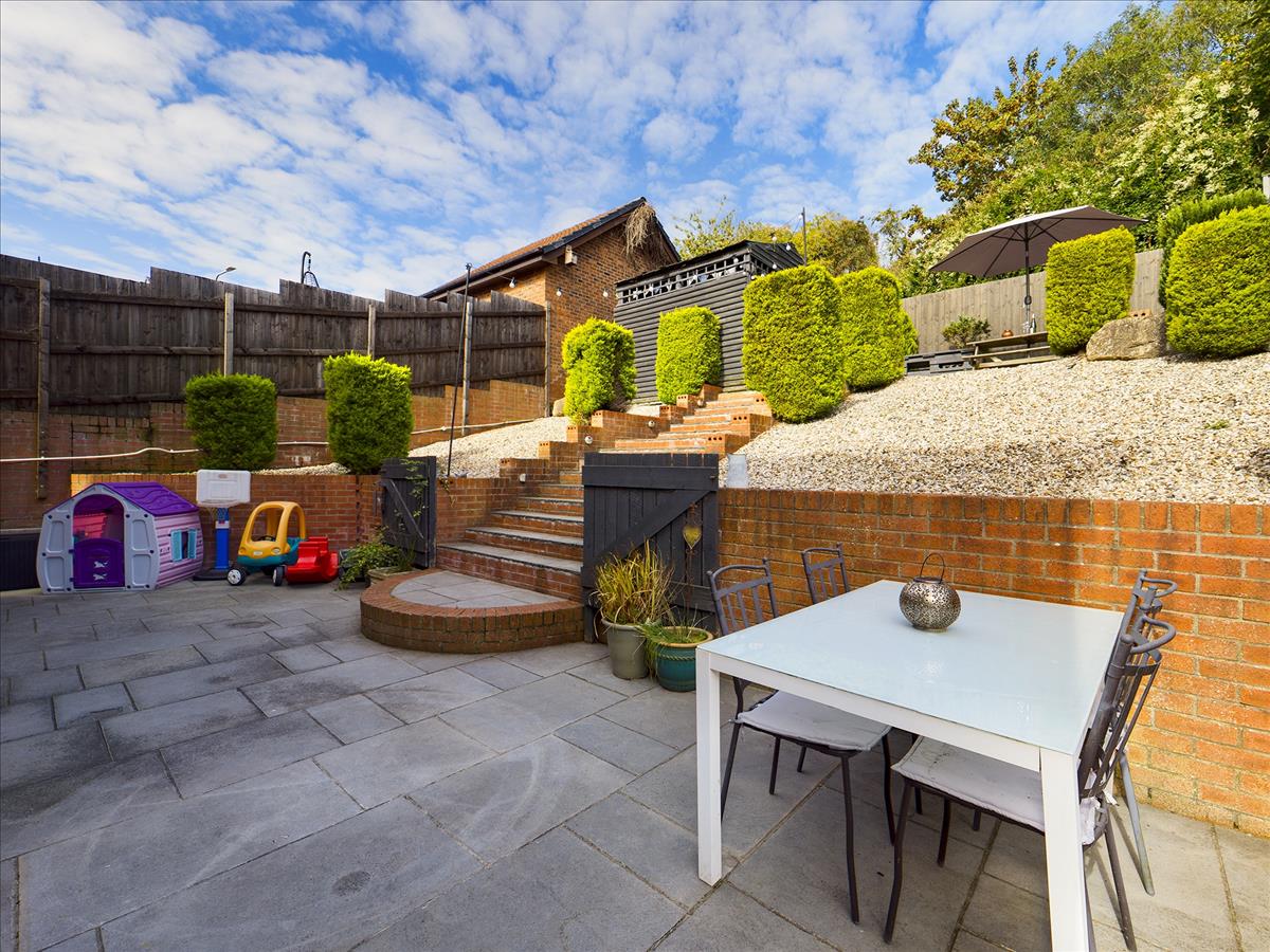 Property Image 340a0691-092a-4382-95f3-5bda86302c14