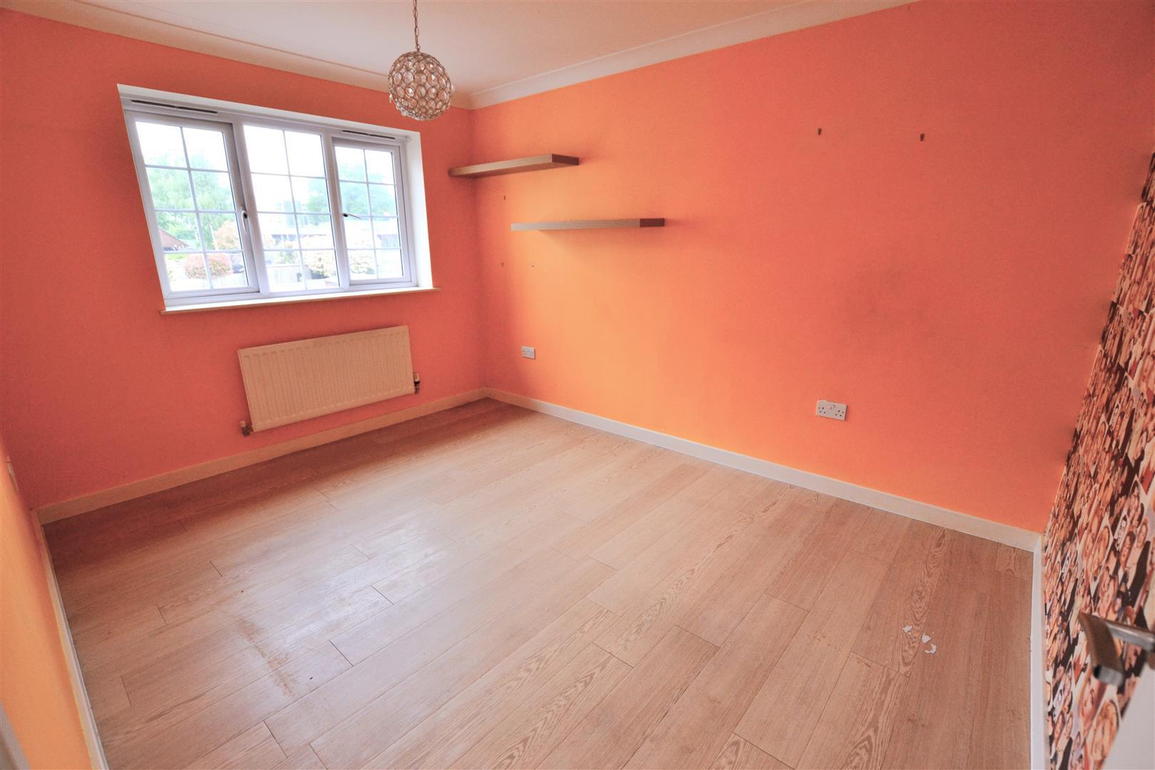 Property Image 341f64ff-e185-4ce0-aa53-24f398473b5b