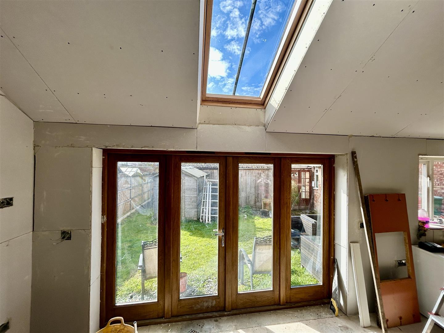 Property Image 342c6add-b94f-47ae-8d1c-26442e82b177