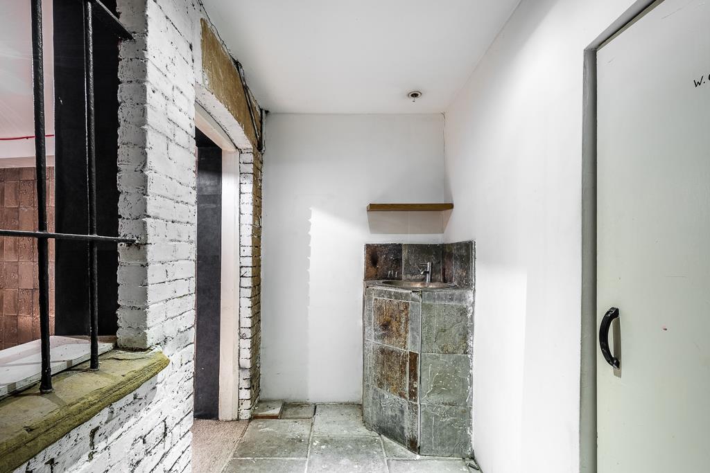 Property Image 343c8ec8-ca66-4a10-963c-2038c8c84e97