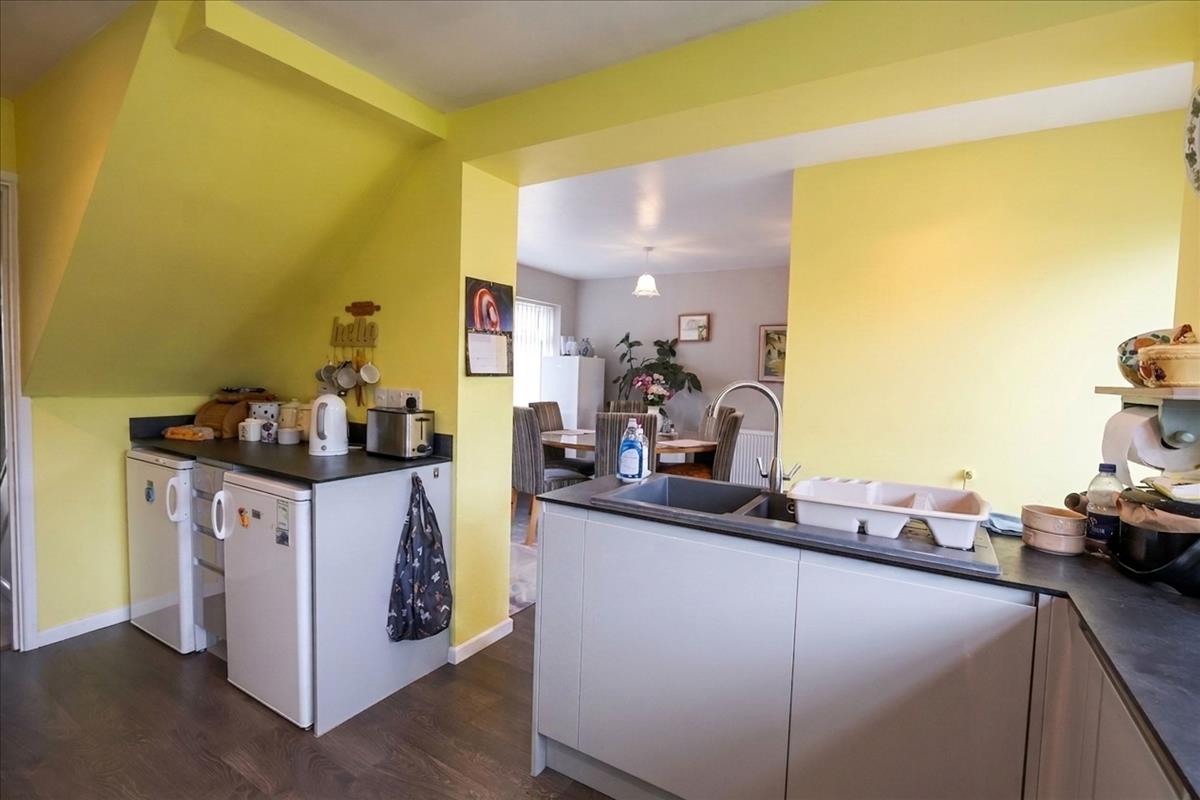 Property Image 3441ca0a-91c3-43f8-ba67-78927a1003c7