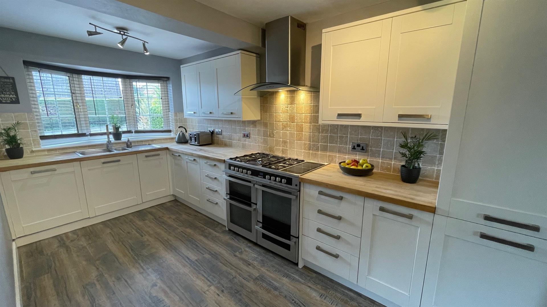 Property Image 34489bd2-b630-4b34-9c88-51f6014df968