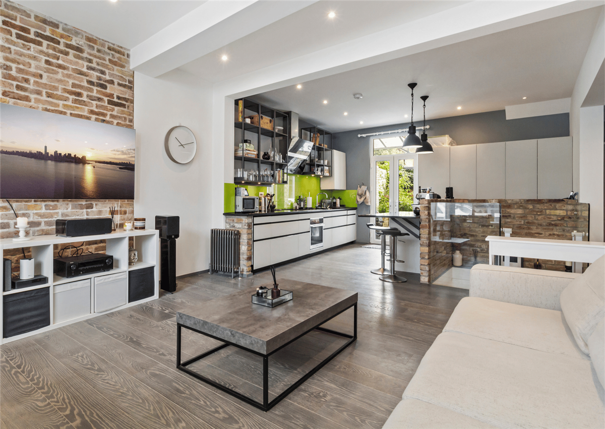 2 bed house on Alderbrook Road Balham