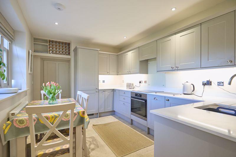Property Image 348591fb-34bd-4fde-8795-0a72975d2ab1