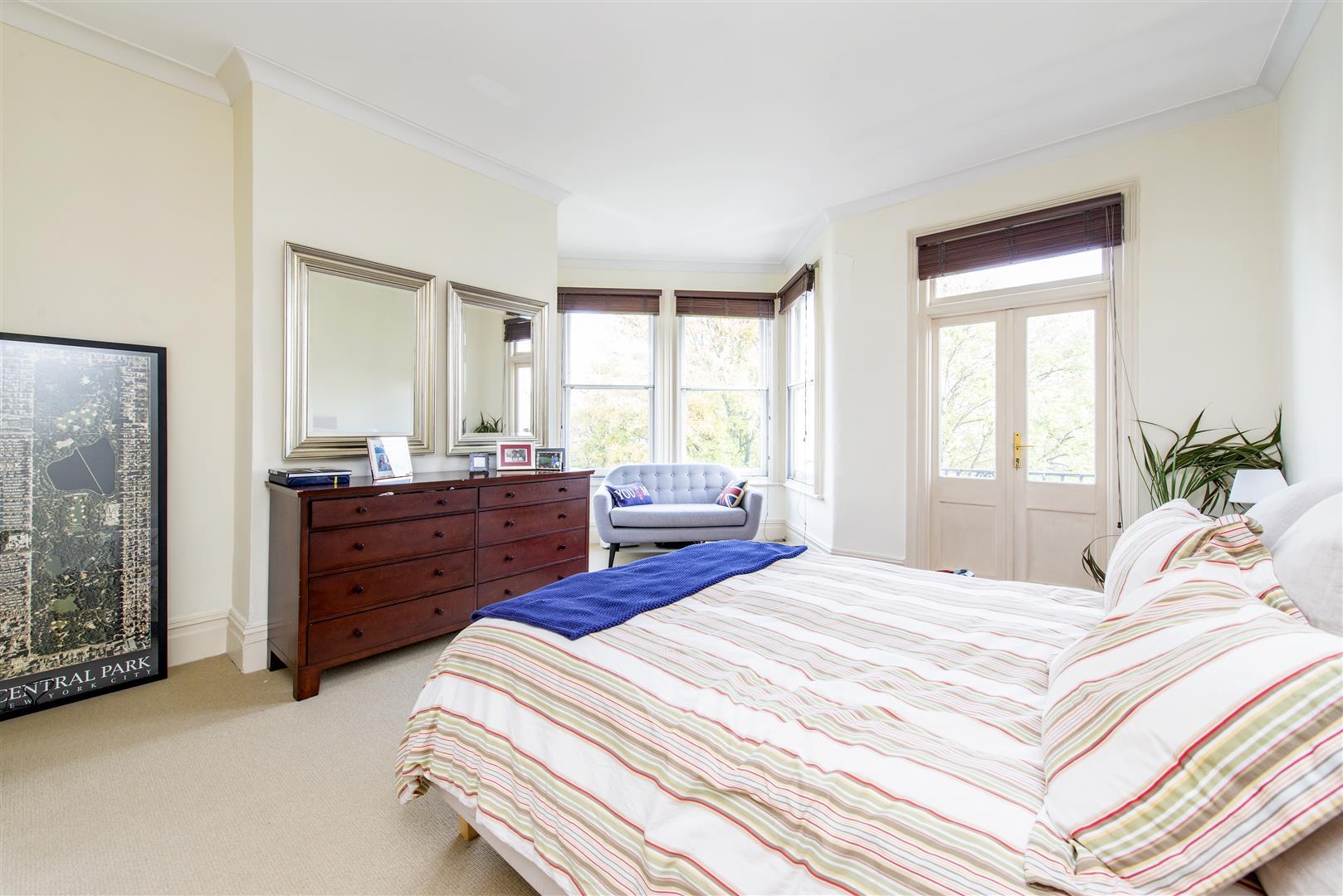 Property Image 34889043-6001-4757-b15c-23ff15bf2fc5