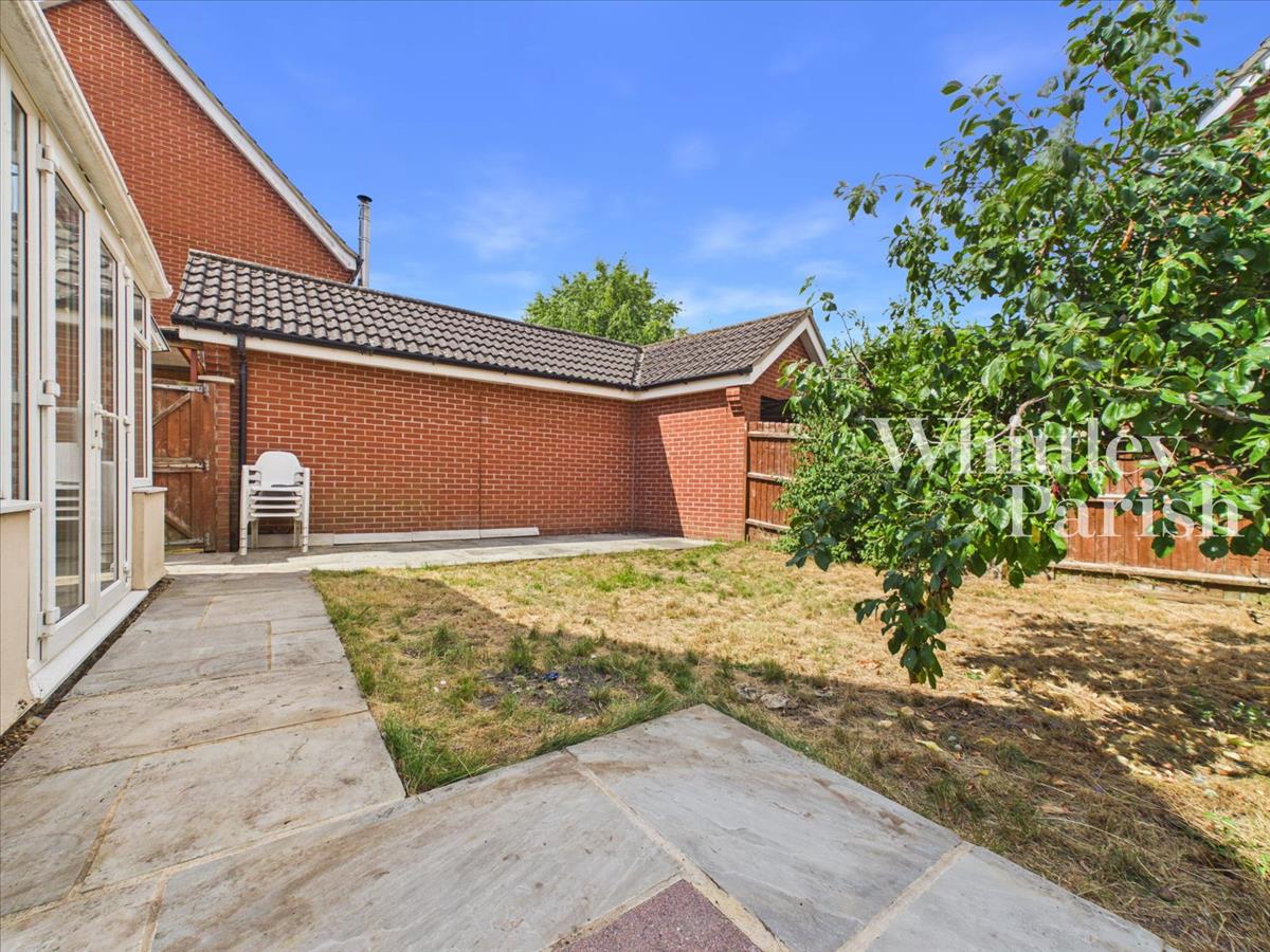 Property Image 34898874-edf2-475b-ba72-9cd6f7f88760