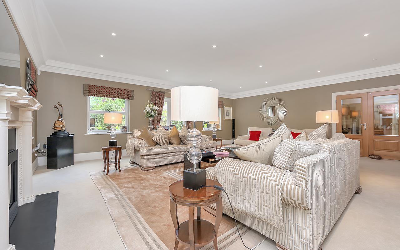 Property Image 34937384-fe0e-4f14-a4ff-d812b808a086