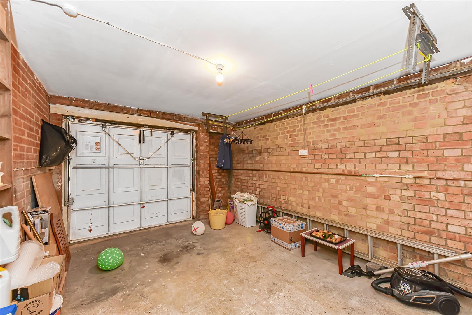 Property Image 349d947c-0f4d-4ebb-b317-d02346bfe7a9