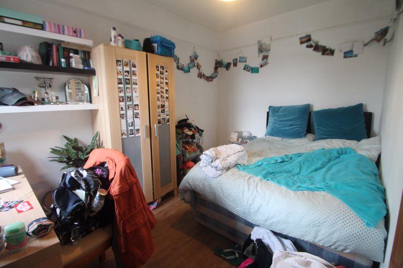 Property Image 34a8c098-8318-4417-a7f5-e09b117b3716
