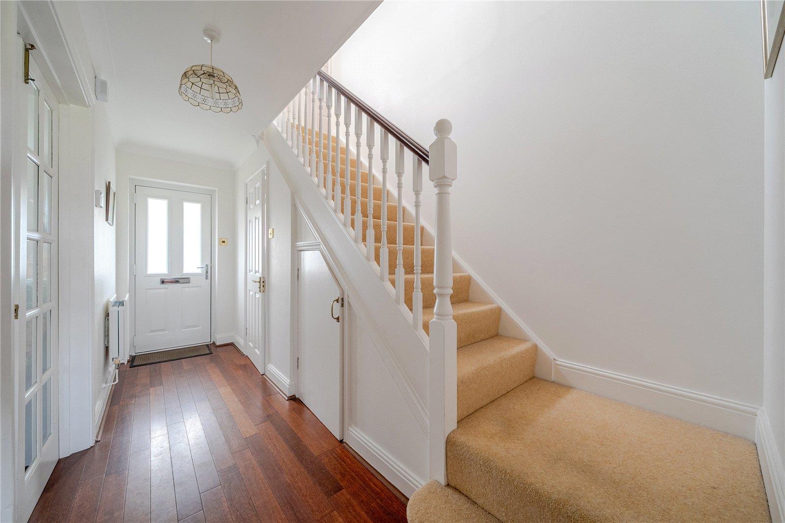 Property Image 34ba0d32-5684-43bd-bd7e-e8b45d96b809