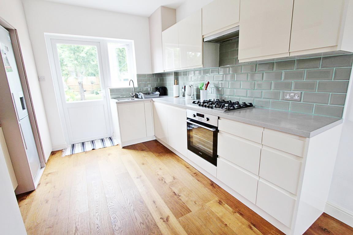 Property Image 34baf59b-7d9c-4ee6-9ee7-4e9f1bc97611
