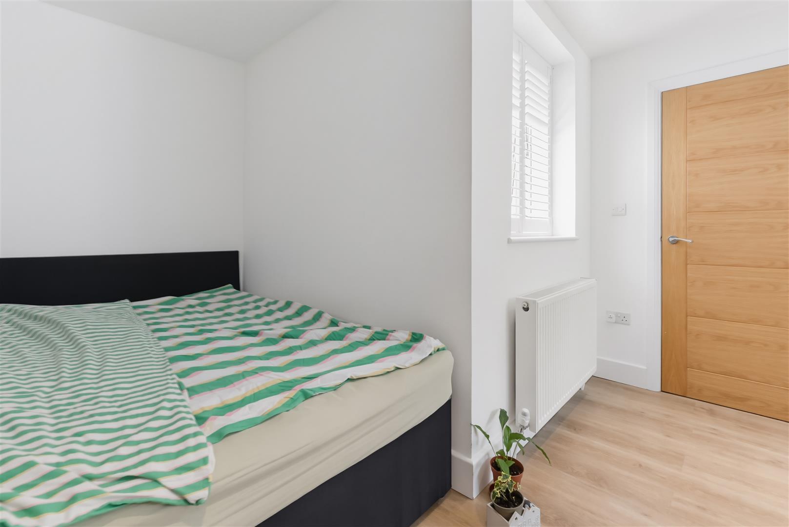 Property Image 34d0f460-1f2f-4aa2-9a0d-30e3243f3bcb