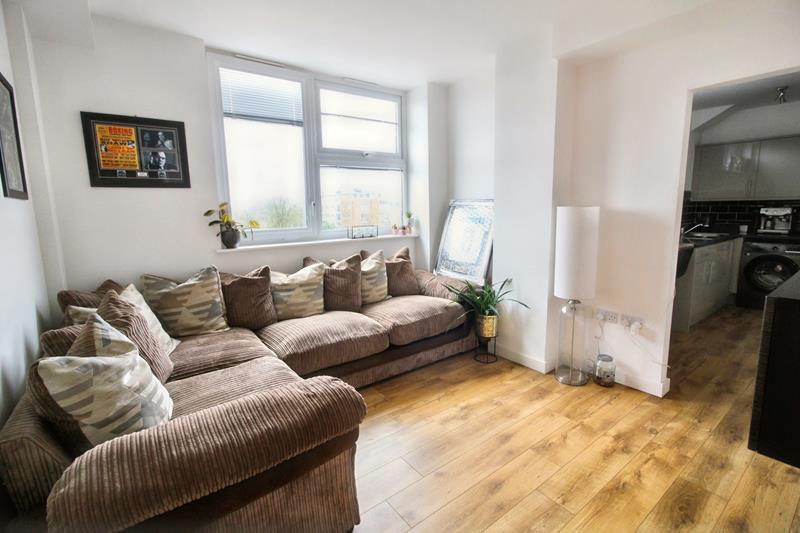Property Image 34f229cb-ea76-44cc-8588-b1d6cdea74c8