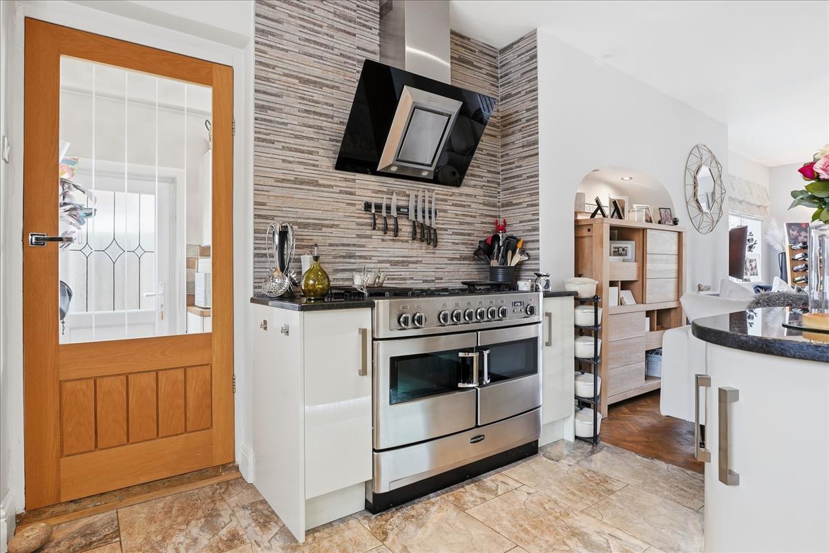 Property Image 34f82b79-7277-421e-8fb4-650e288f8f7c
