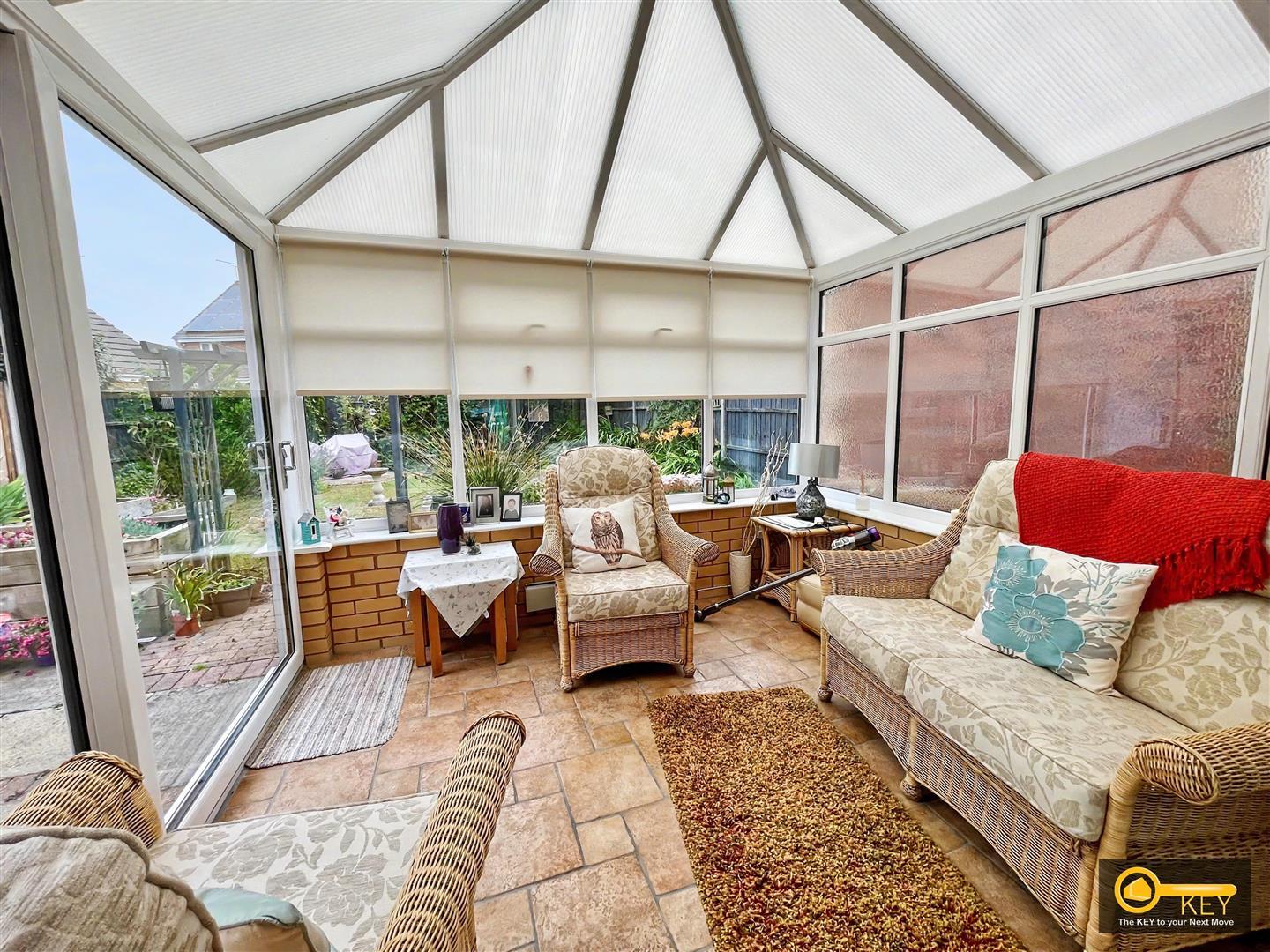 Property Image 350930f7-7530-4b21-a674-57c2cf0c8a17