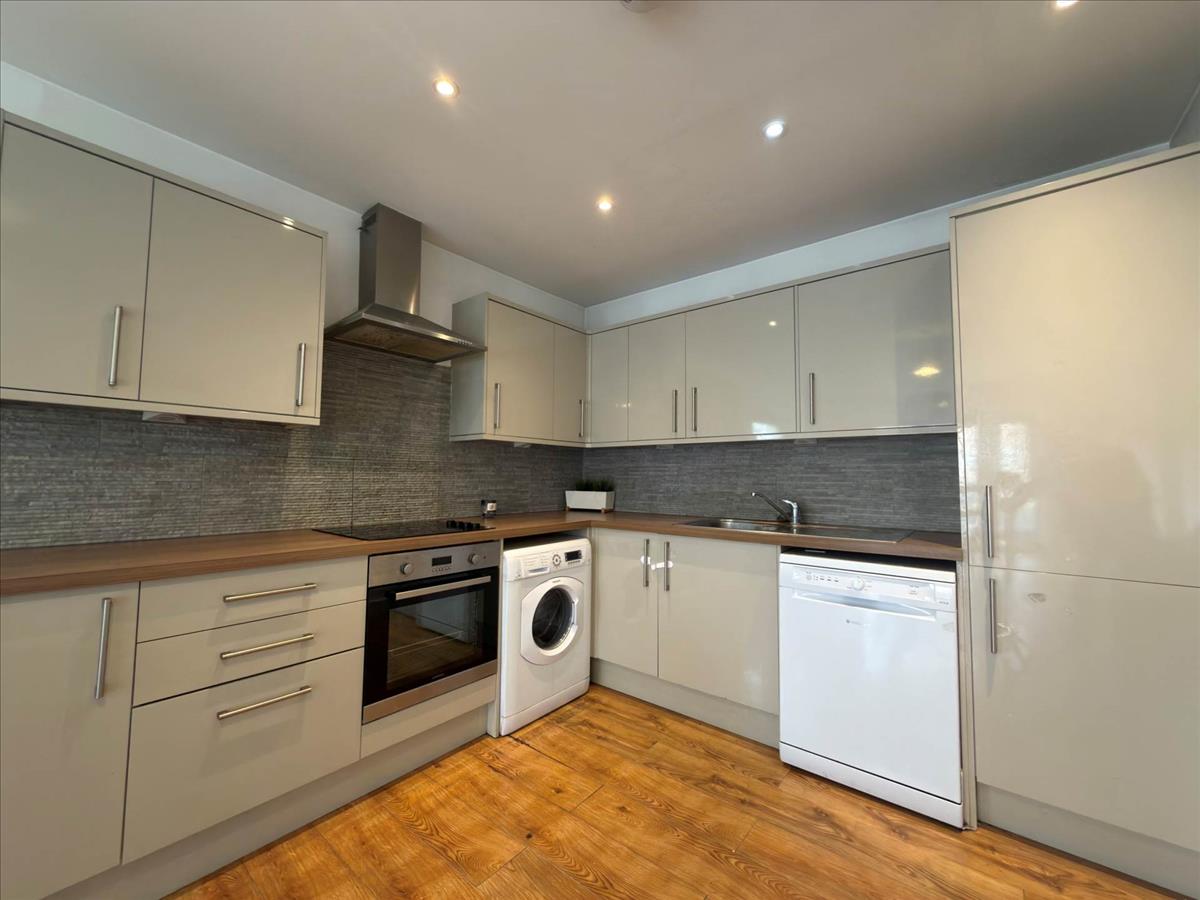 Property Image 35124b7e-8a2d-4975-bd11-79e0167d742e