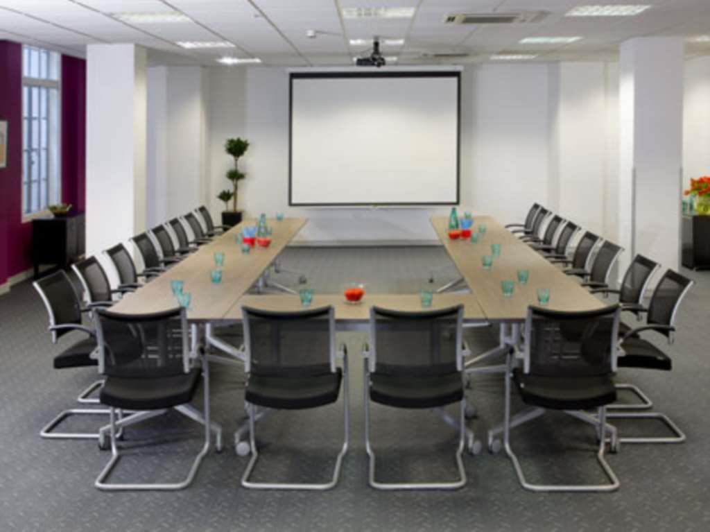 Property Image 351d9e2a-dab5-46ec-b6a6-6b8ba4f47912