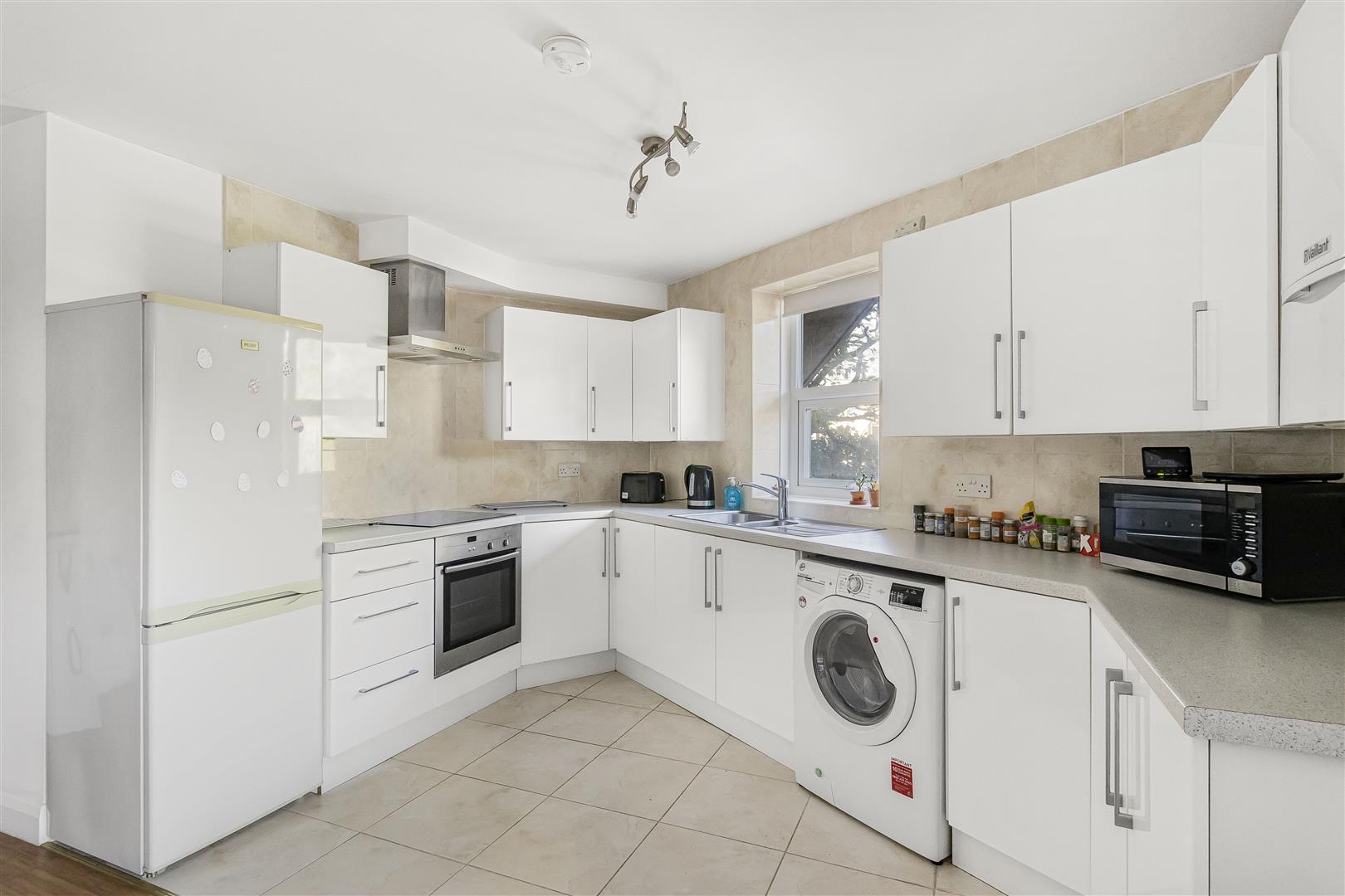 Property Image 35219847-126b-4db6-85d7-c6ac9a4029ee