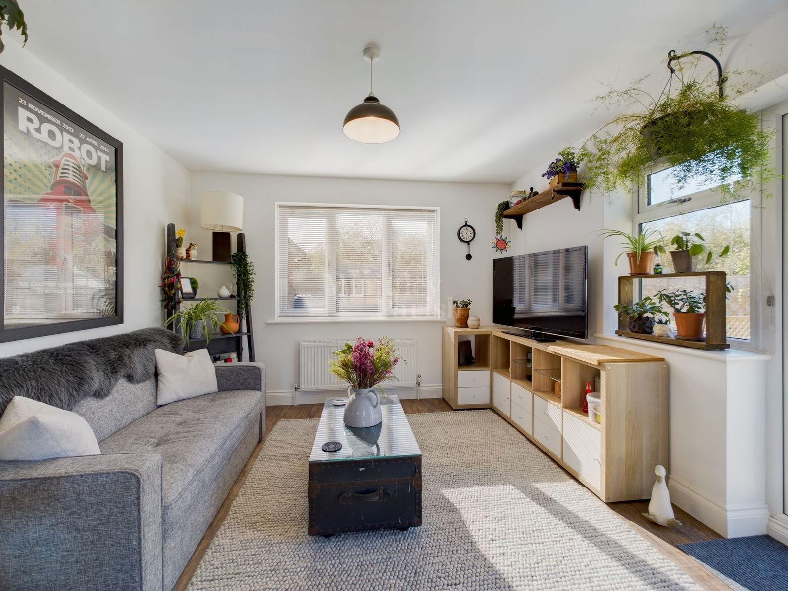 Property Image 3535b483-72a1-460b-872f-7938537a8ad0