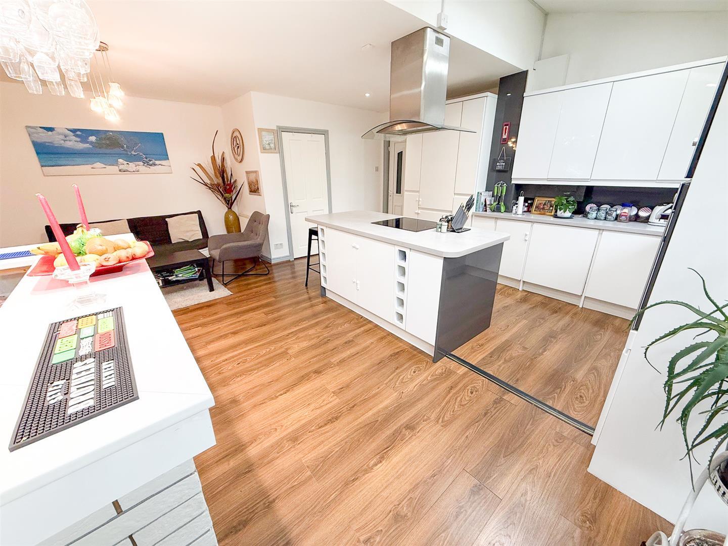Property Image 35461634-42c0-40ef-bc6c-b5edaf19a14b