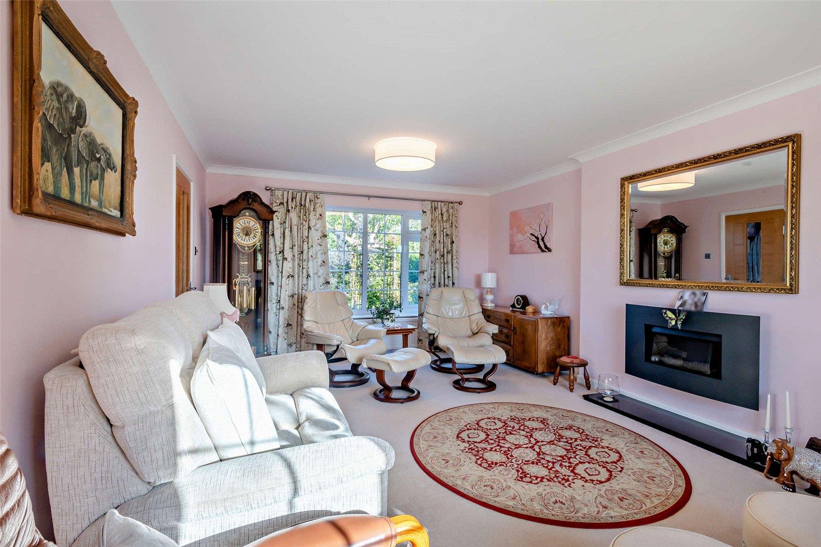 Property Image 354ee1b0-8737-4e0c-b8b2-5a78907c8d0c