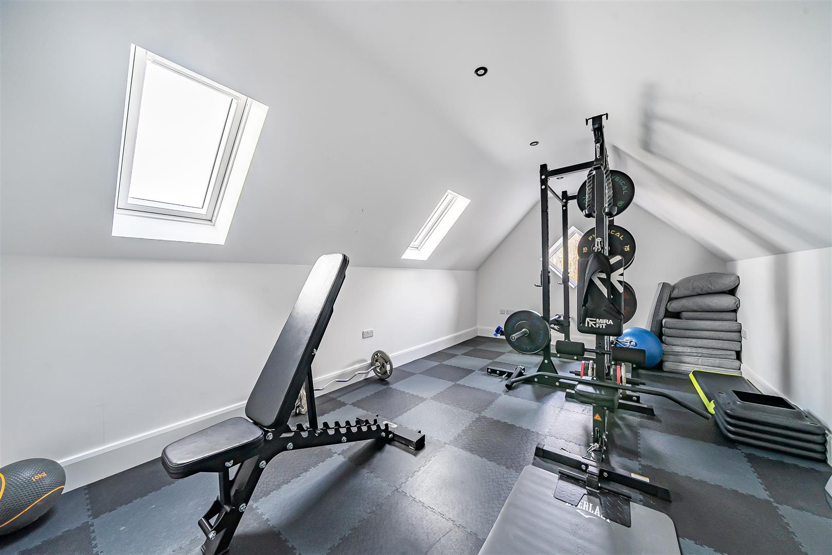 Property Image 355db012-8610-496f-bc86-66a4a5d4b7cd