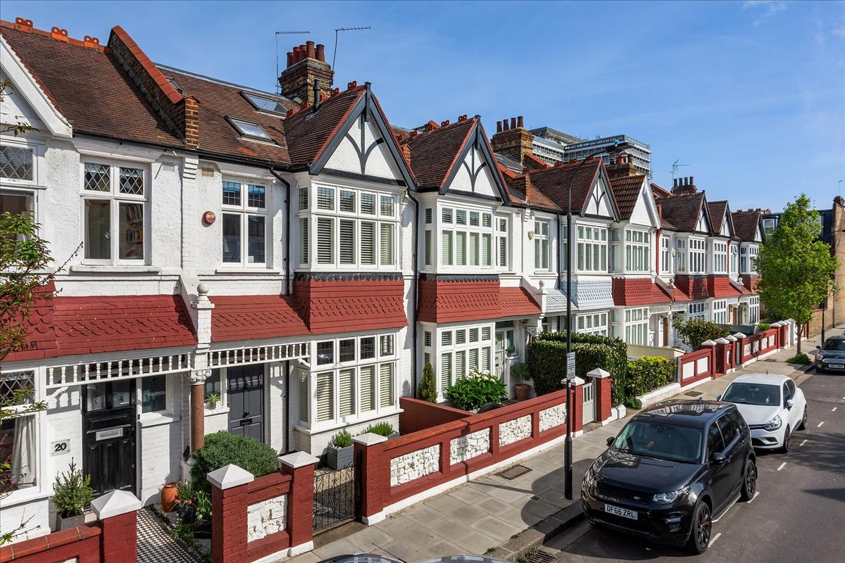 Property Image 355e25dd-8c31-46f5-bda9-7964ca03aaaf